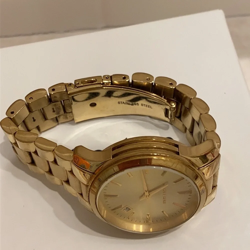 Michael Kors Gold Watch w/ Extra Links 100% Authentic Designer Chunky Statement